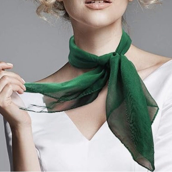 Green Chiffon Scarf NWOT - Picture 4 of 5